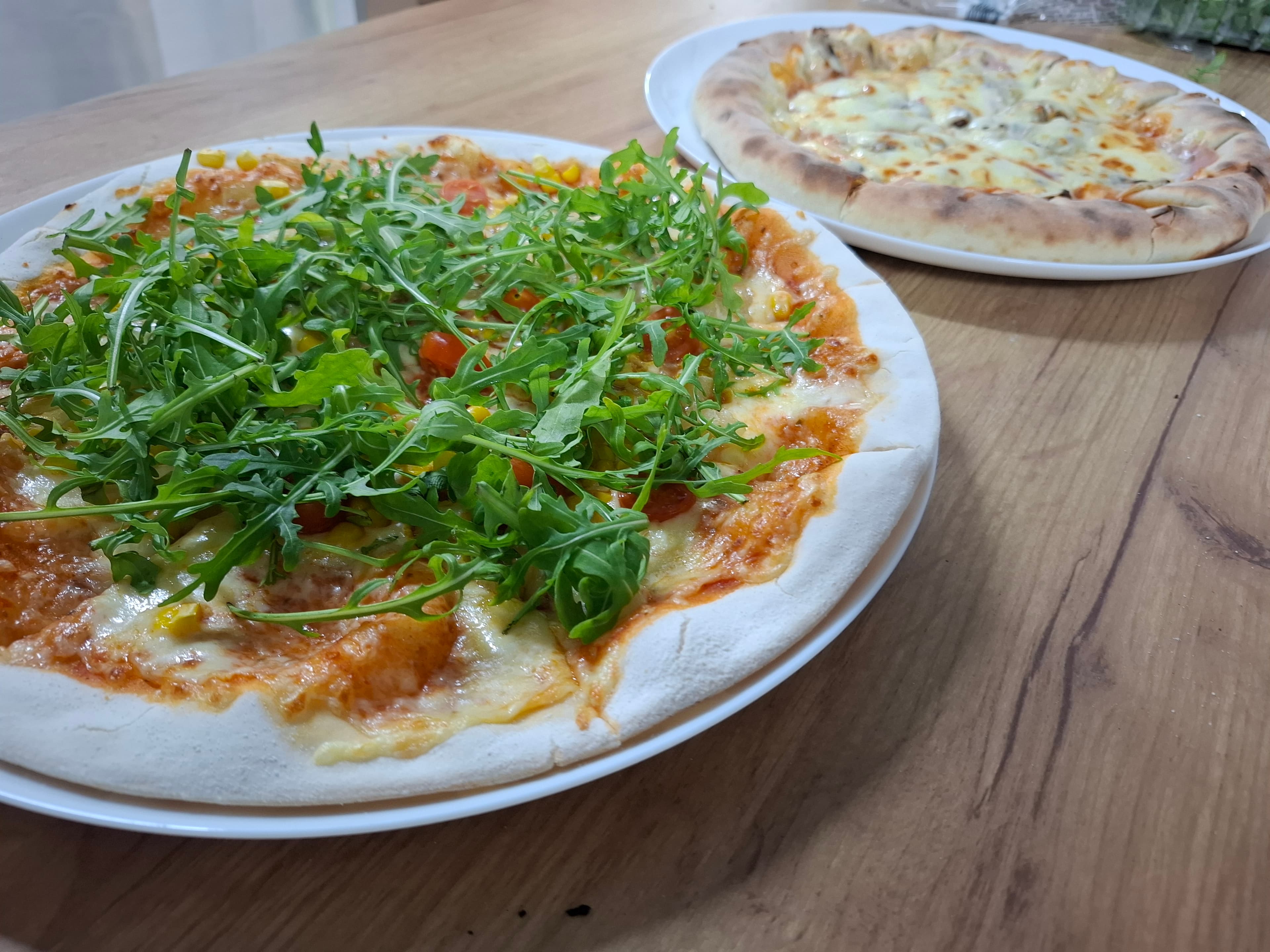 Prosciutto Crudo · bezlepkové cesto · 33 cm