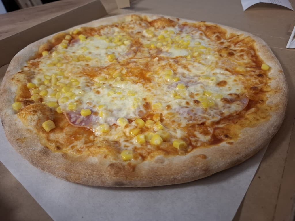 Kukuricová · 33 cm